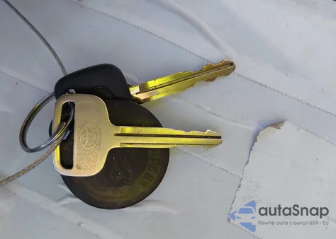 2005 Toyota Tundra Limited V8 from USA, damaged, VIN 5TBRT38185S463997